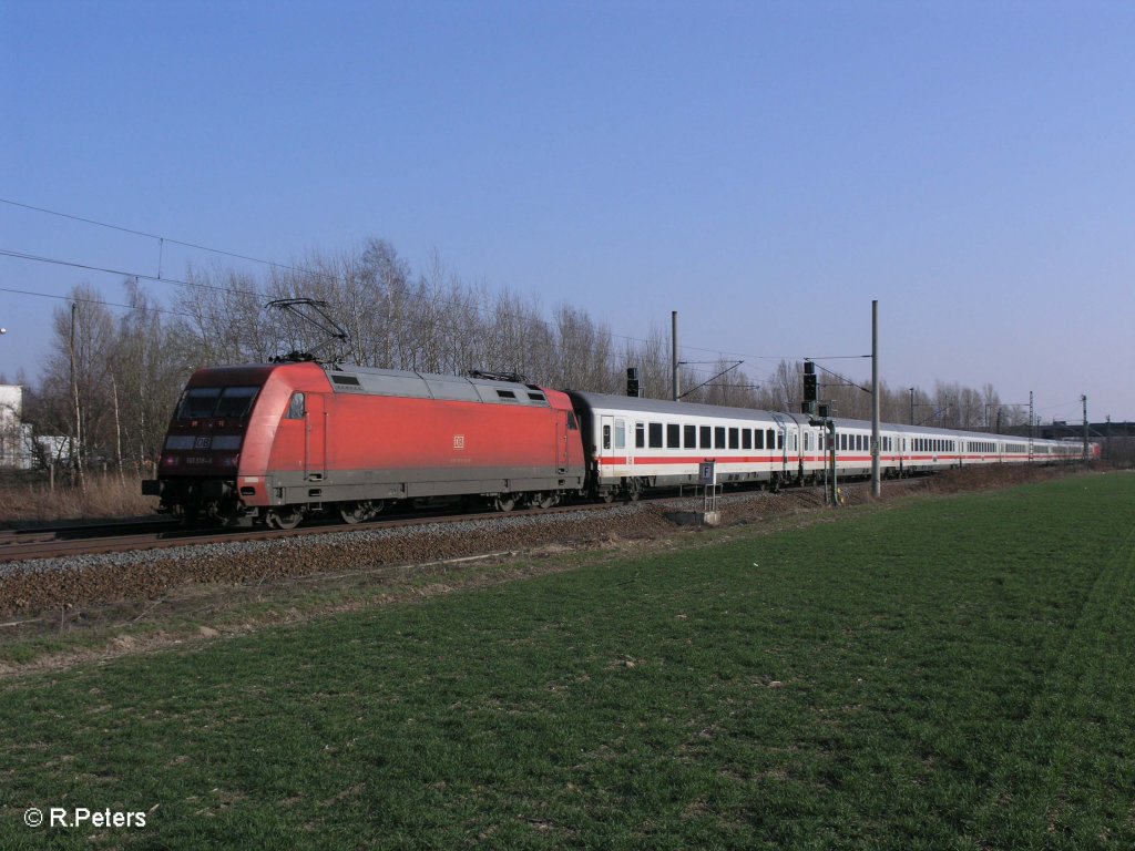 101 118-8 schiebt IC 2206 Warnemnde - Leipzig bei Podelwitz. 29.03.11