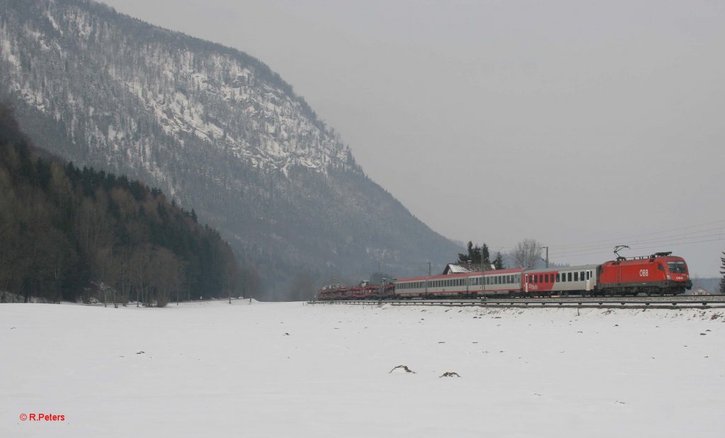 1116 057-9 mit dem SIC 15860 Wien Westbahnhof - Feldkirch bei Niederaudorf. 04.02.12