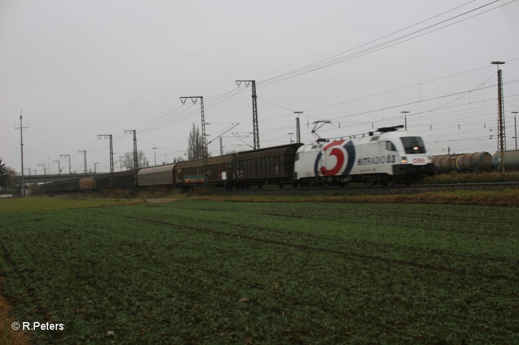 1116 264-1 mit gemischten Gterzug bei Regensburg Ost. 17.11.12