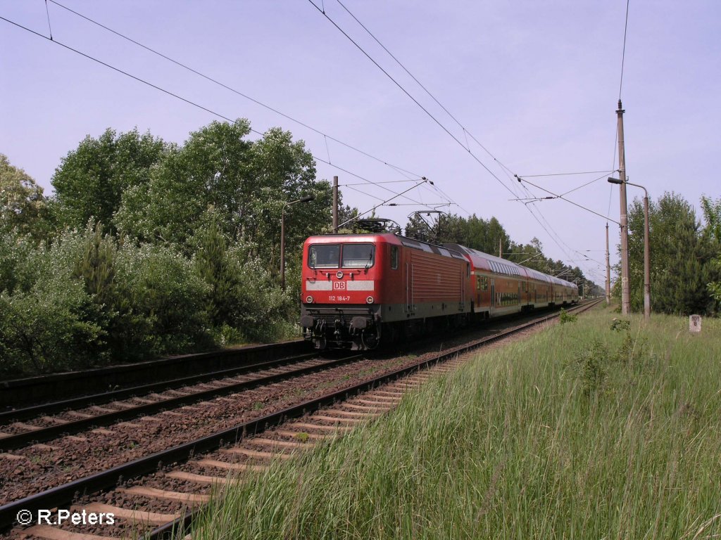 112 184-7 zieht am Ex HP Vogelsang den RE 1 Eisenhttenstadt. 28.05.08