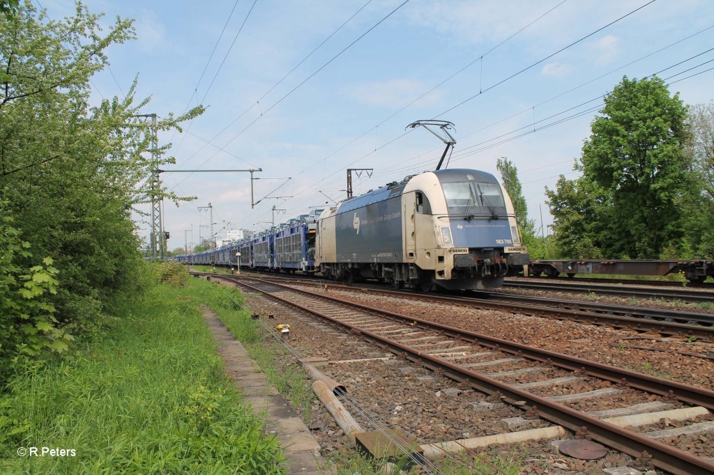 1216 705 mit Autozug in Regensburg Ost. 09.05.13