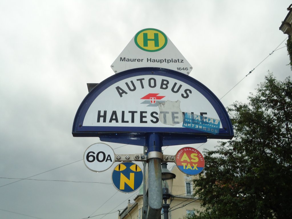 (128'365) - Bus-Haltestelle - Wien, Maurer Hauptplatz - am 9. August 2010