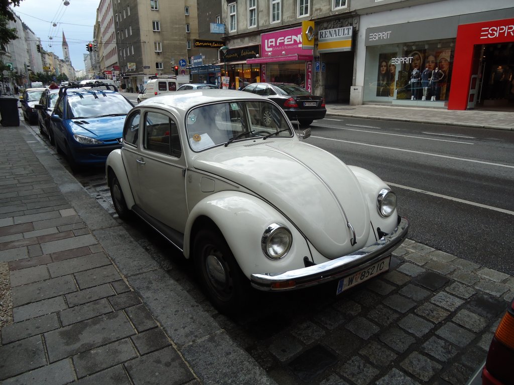 (128'377) - VW-Kfer - W 852 IC - am 9. August 2010 in Wien