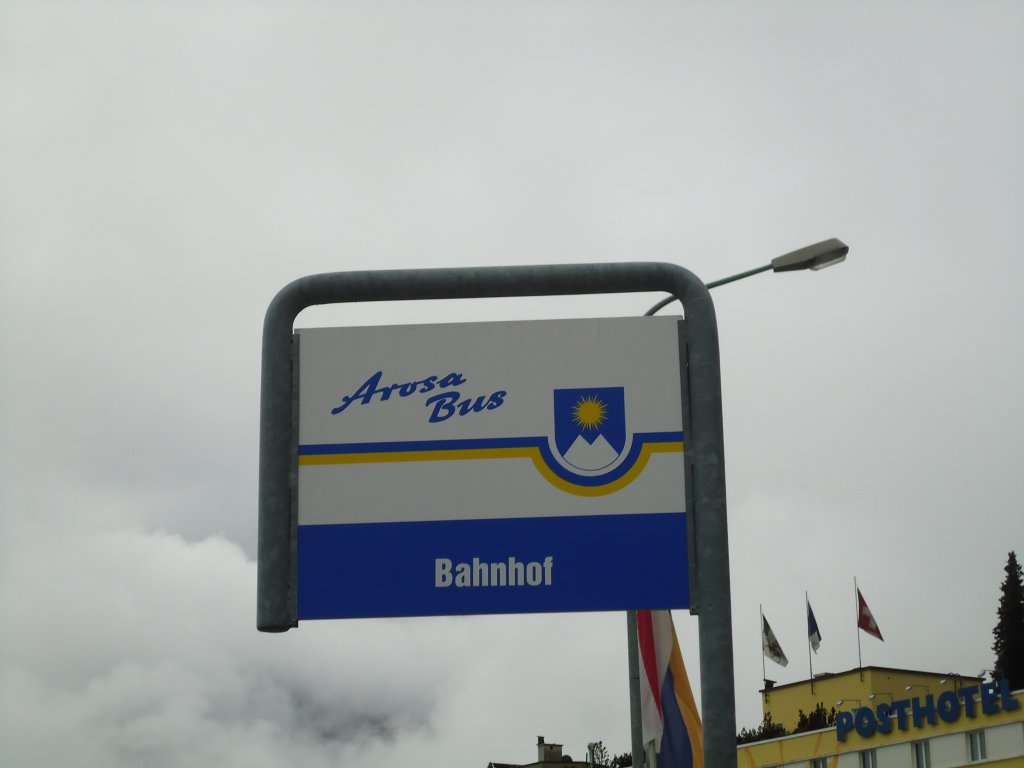 (128'706) - Arosa-Bus-Haltestelle - Arosa, Bahnhof - am 13. August 2010