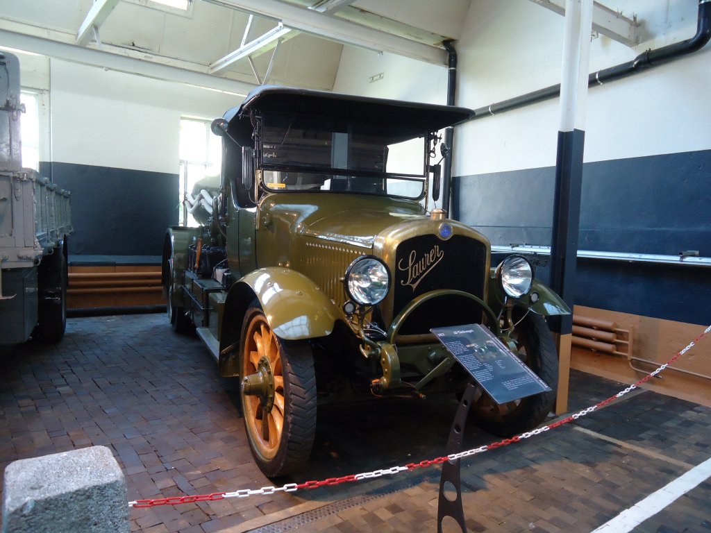 (128'807) - Im Saurer-Museum in Arbon: Saurer-Lastwagen am 21. August 2010