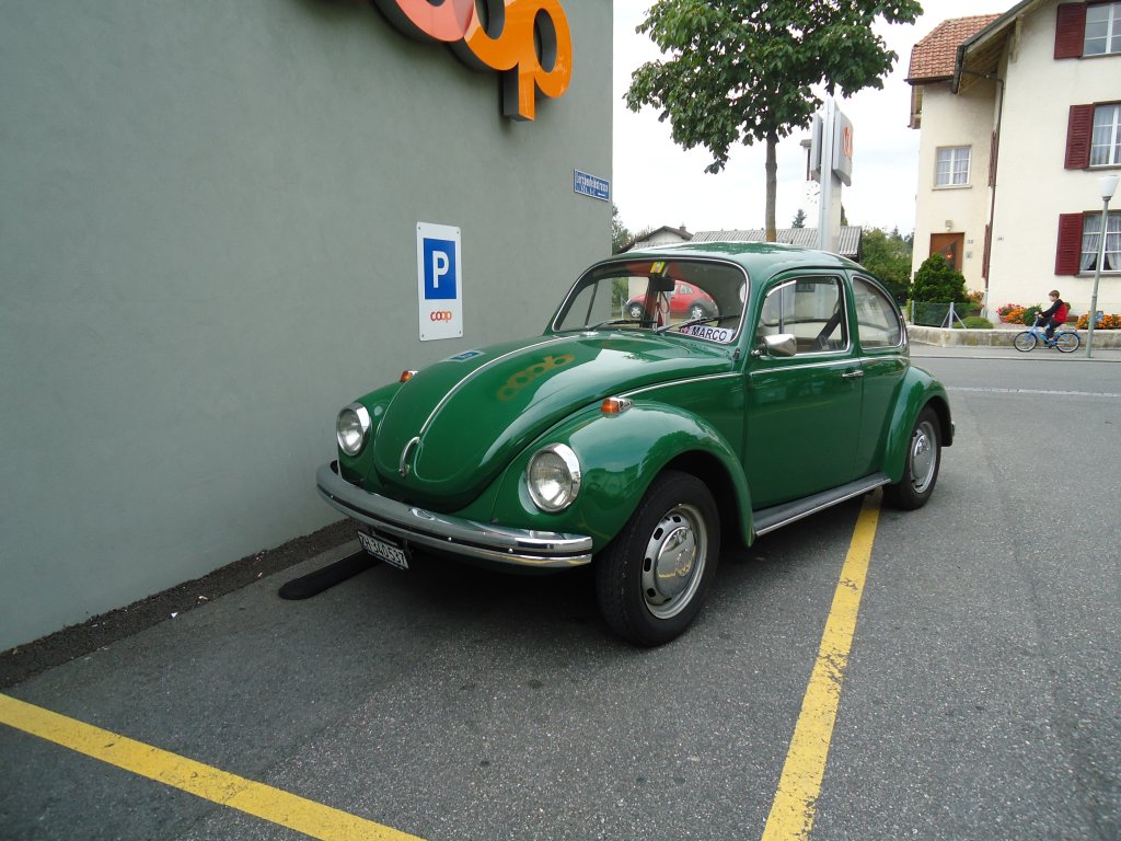(129'121) - VW-Kfer - ZH 340'537 - am 23. August 2010 in Thun-Lerchenfeld, Coop