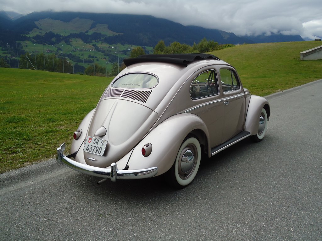 (129'928) - VW-Kfer - GR 43'790 - am 18. September 2010 in Breil, Militranlage