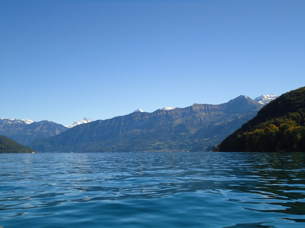 (130'135) - Auf dem Thunersee am 3. Oktober 2010