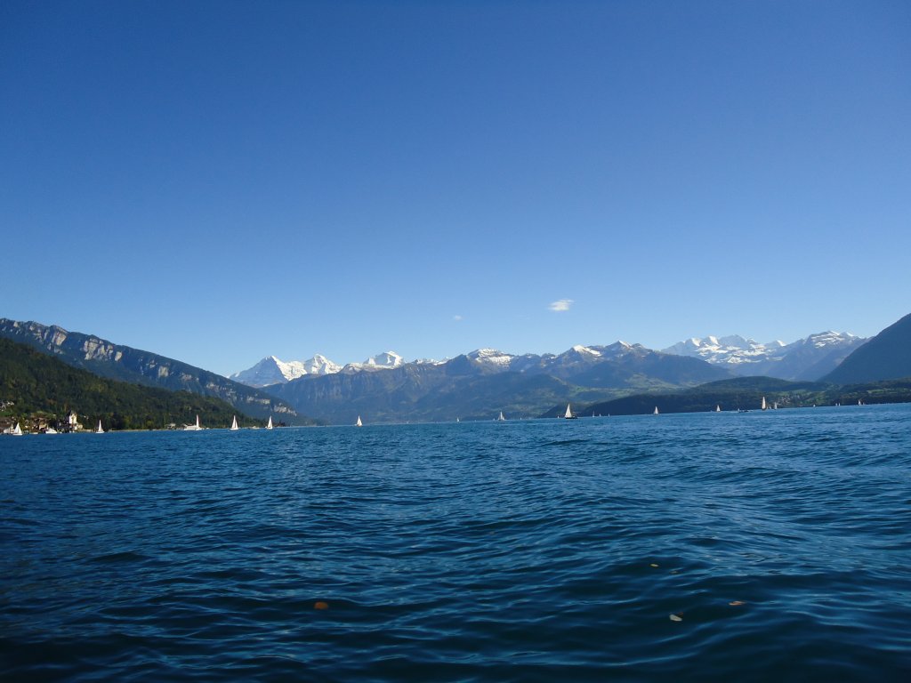 (130'137) - Auf dem Thunersee am 3. Oktober 2010