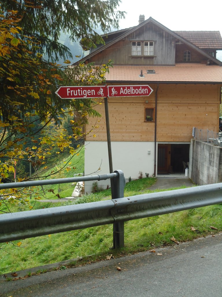 (130'314) - Velowegweiser Frutigen/Adelboden am 11. Oktober 2010
