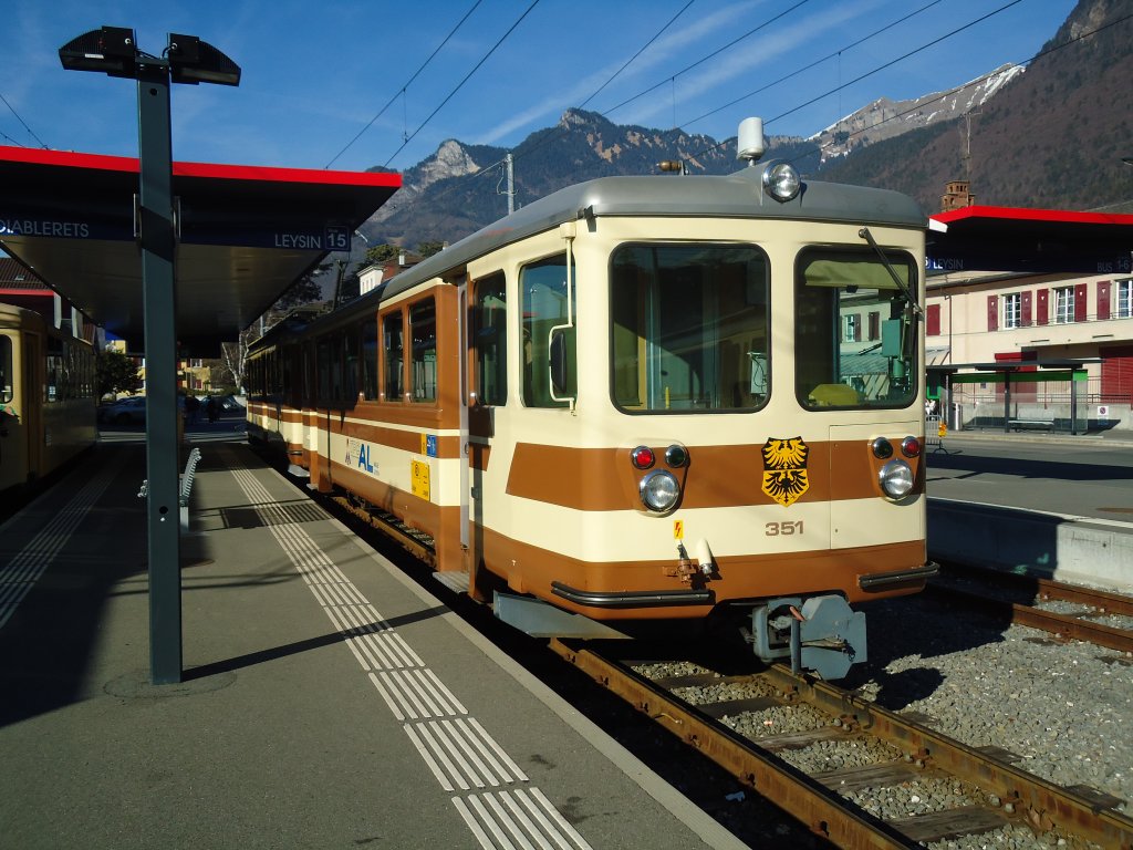 (132'495) - AL-Triebwagen - Nr. 351 - am 6. Februar 2011 im Bahnhof Aigle