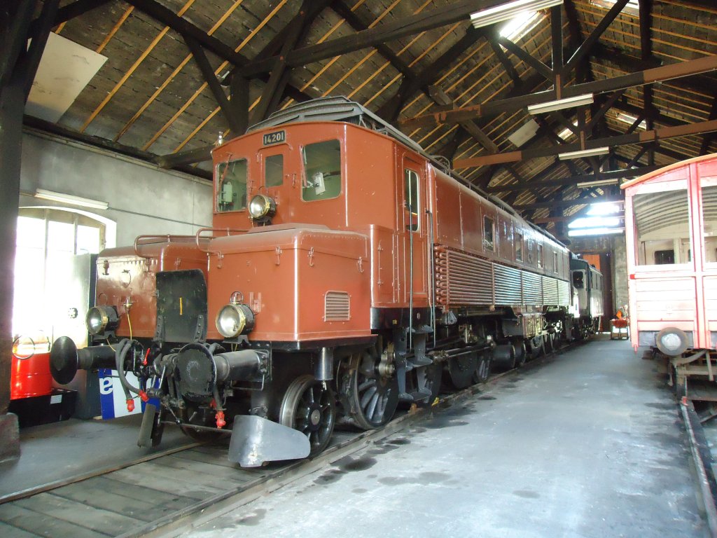 (133'605) - SBB-Lok - Nr. 14'201 - am 14. Mai 2011 in Erstfeld