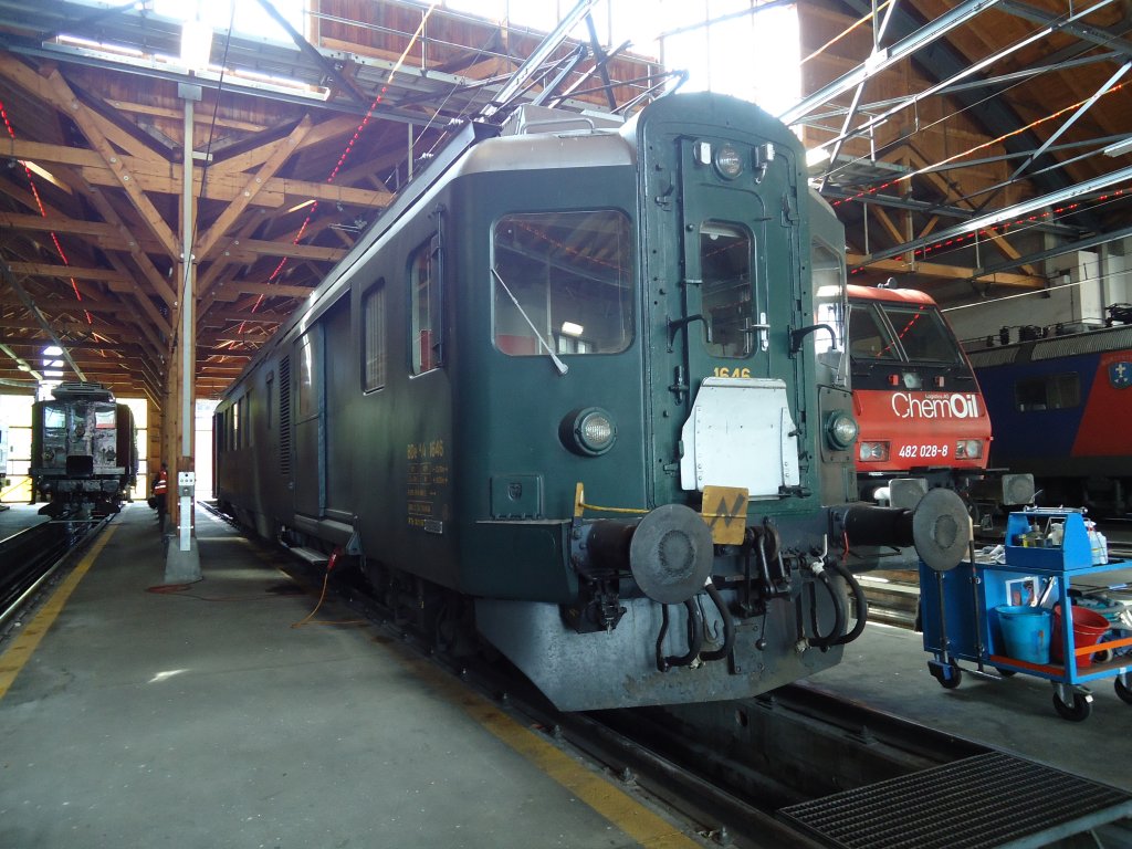 (133'610) - SBB-Triebwagen - Nr. 1646 - am 14. Mai 2011 in Erstfeld