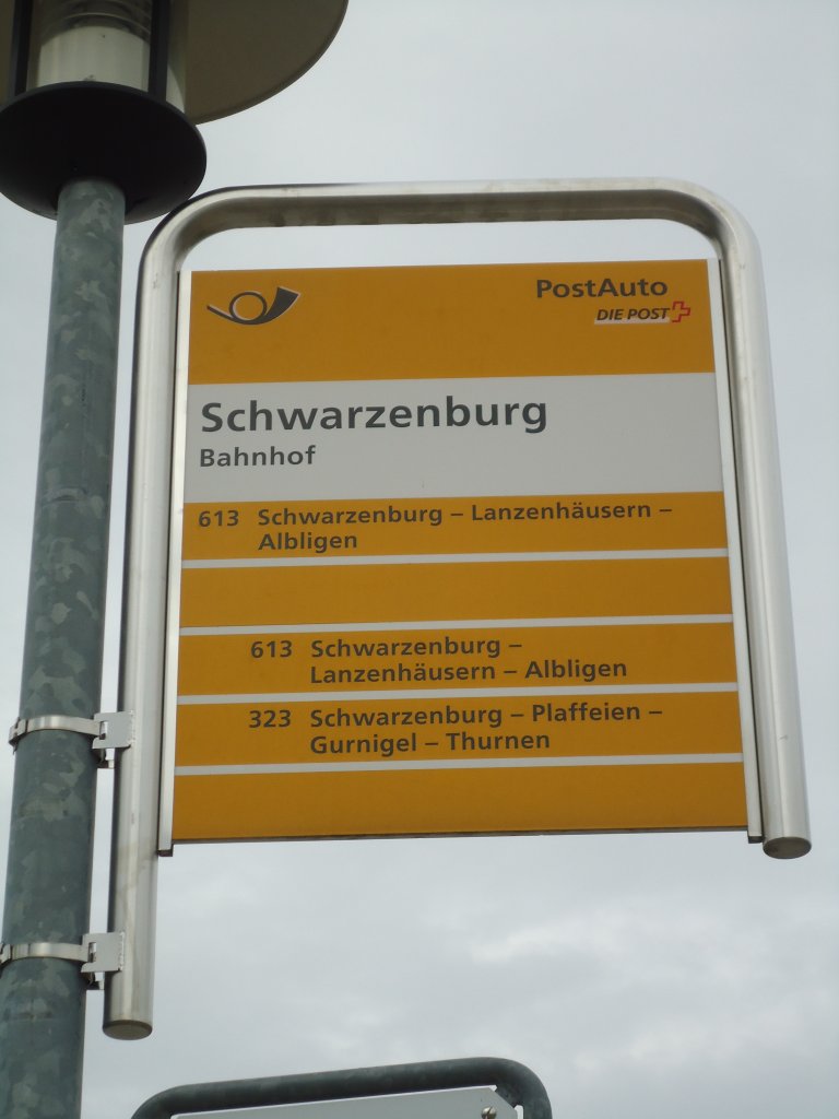 (133'989) - PostAuto-Haltestelle - Schwarzenburg, Bahnhof - am 9. Juni 2011