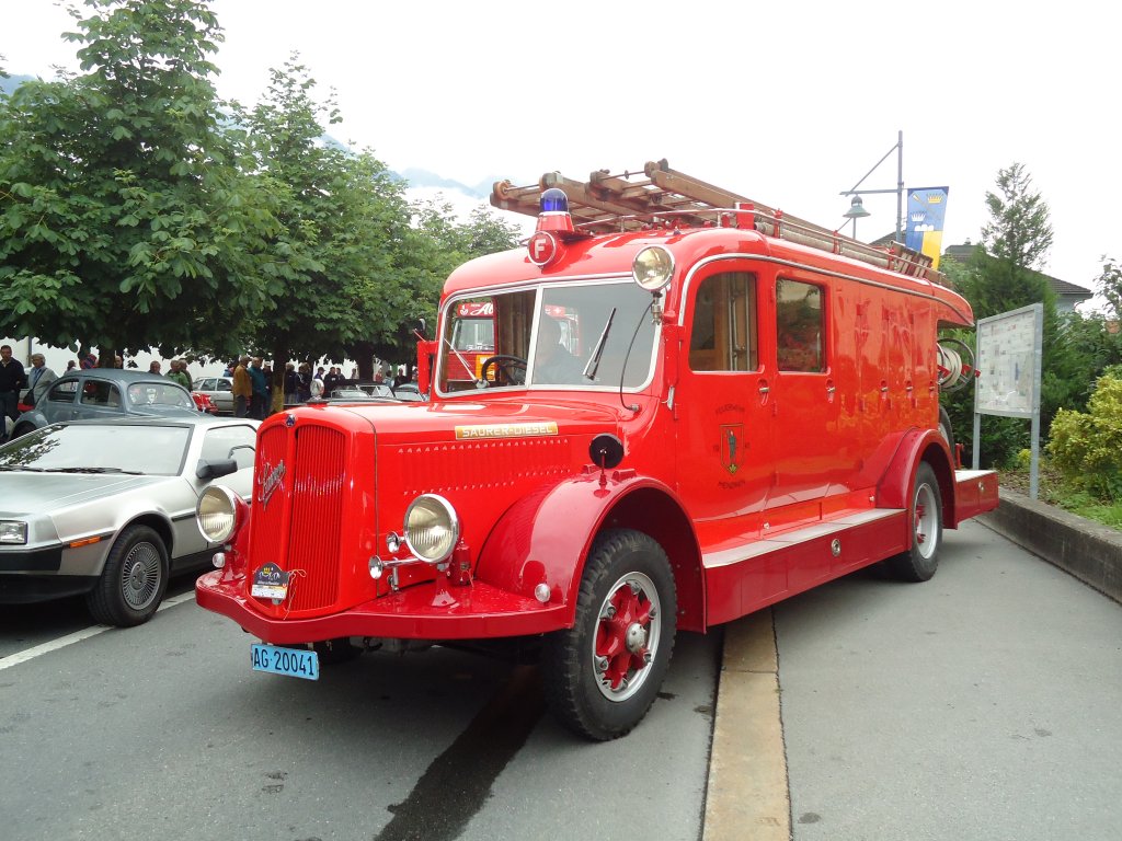 (134'143) - Feuerwehr, Menziken - AG 20'041 - Saurer am 11. Juni 2011 in Sarnen, OiO