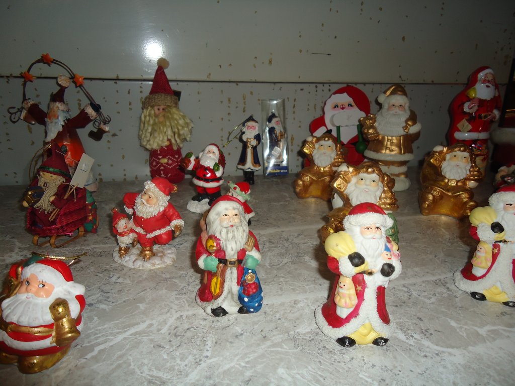 (136'650) - Weihnachtsverkauf 2011 im BrockiShop am 26. Oktober 2011