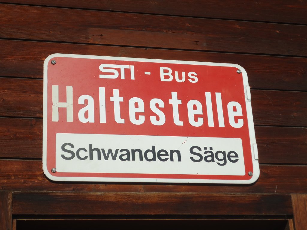 (136'698) - STI-Haltestelle - Schwanden, Schwanden Sge - am 31. Oktober 2011