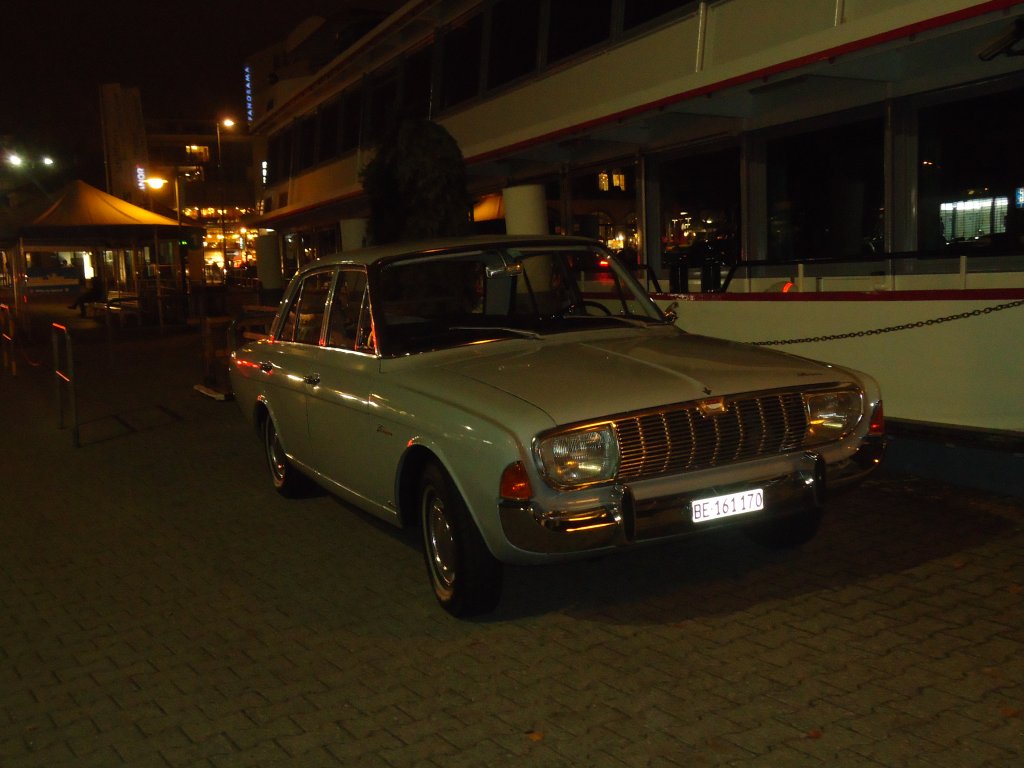 (136'743) - Ford - BE 161'170 - am 11. November 2011 bei der Schifflndte Thun