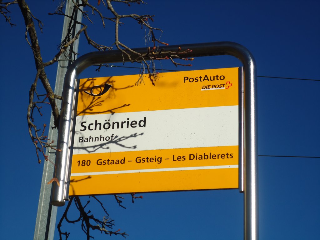 (137'010) - PostAuto-Haltestelle - Schnried, Bahnhof - am 25. November 2011