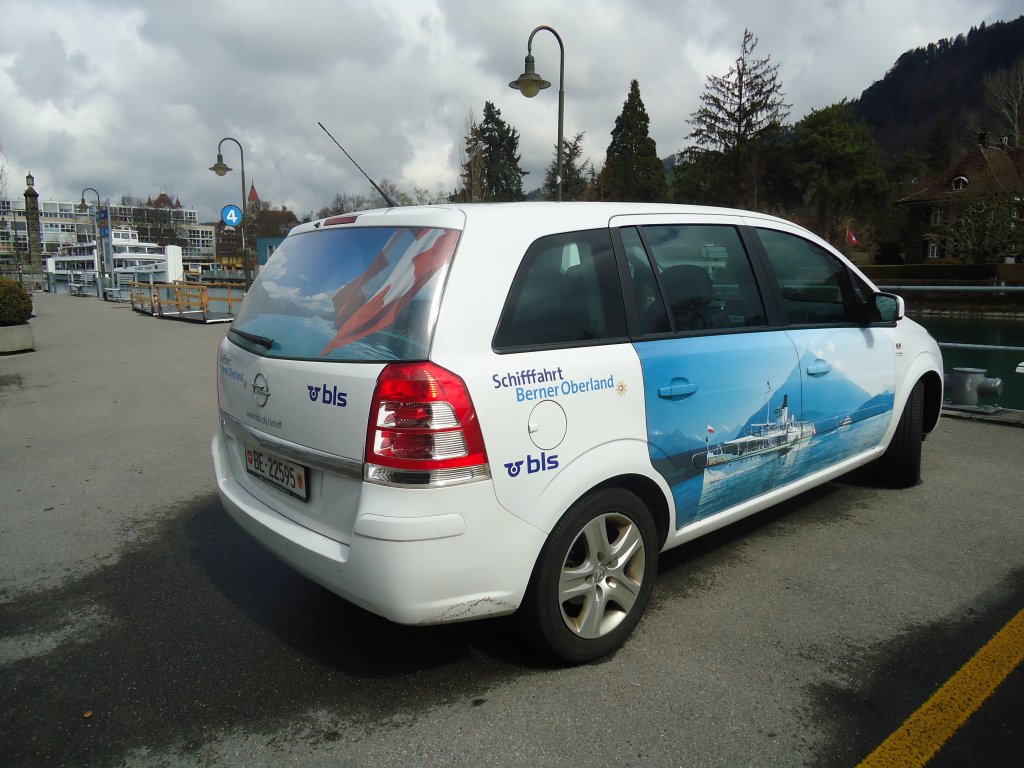 (138'420 - Opel - BE 22'595 - am 5. April 2012 bei der Schifflndte Thun