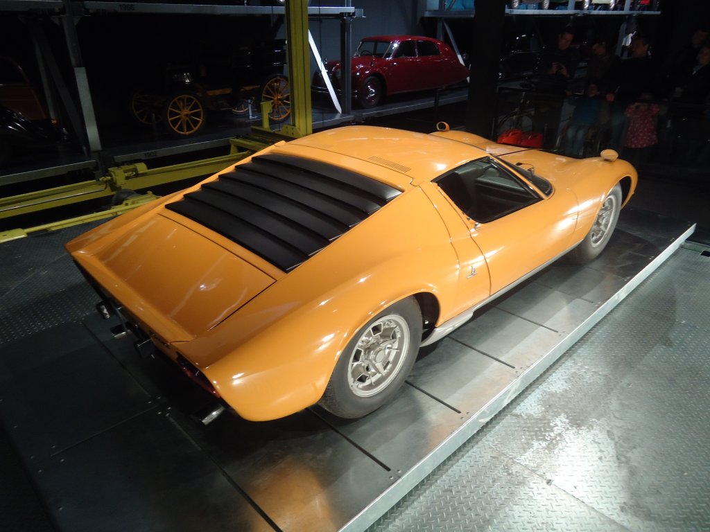 (138'512) - Lamborghini am 11. April 2012 in Luzern, Verkehrshaus