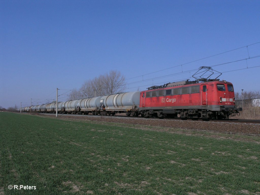 140 012-6 mit Kesselzug bei Podelwitz. 29.03.11