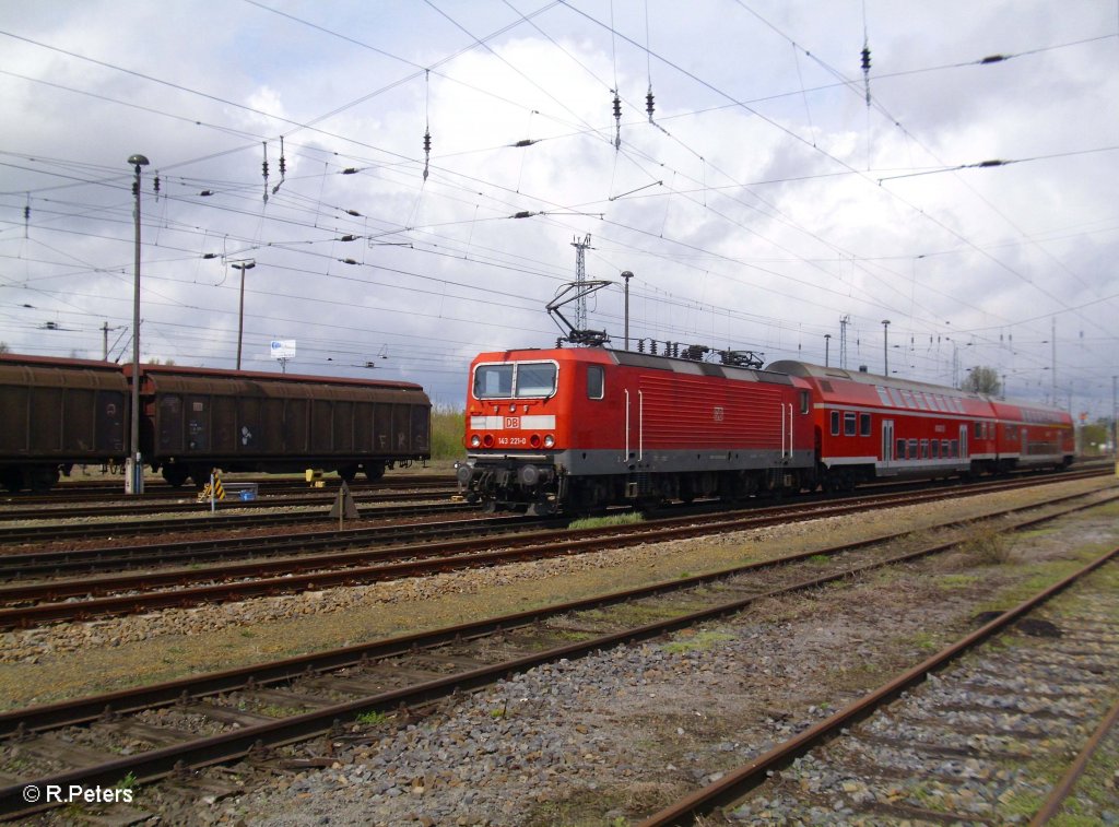 143 221-0 verlsst Eisenhttenstadt mit der RB11 Cottbus. 21.04.10