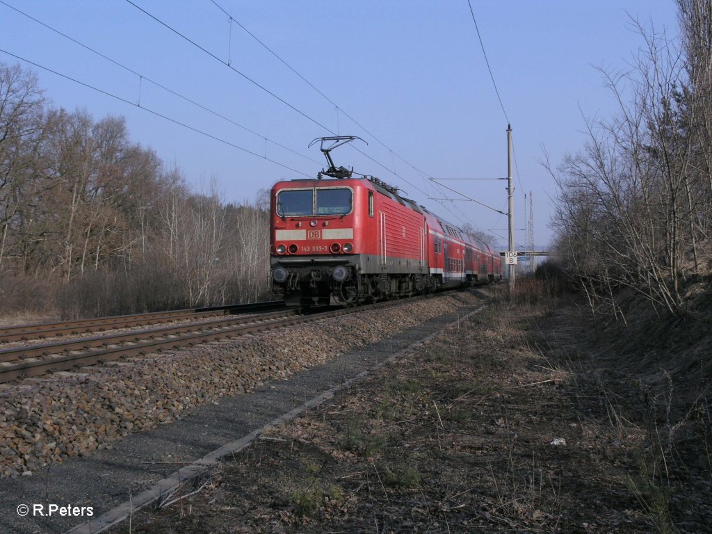 143 333-3 schiebt bei Eisenhttenstadt den RE 18204 Frankfurt/Oder.09.03.11