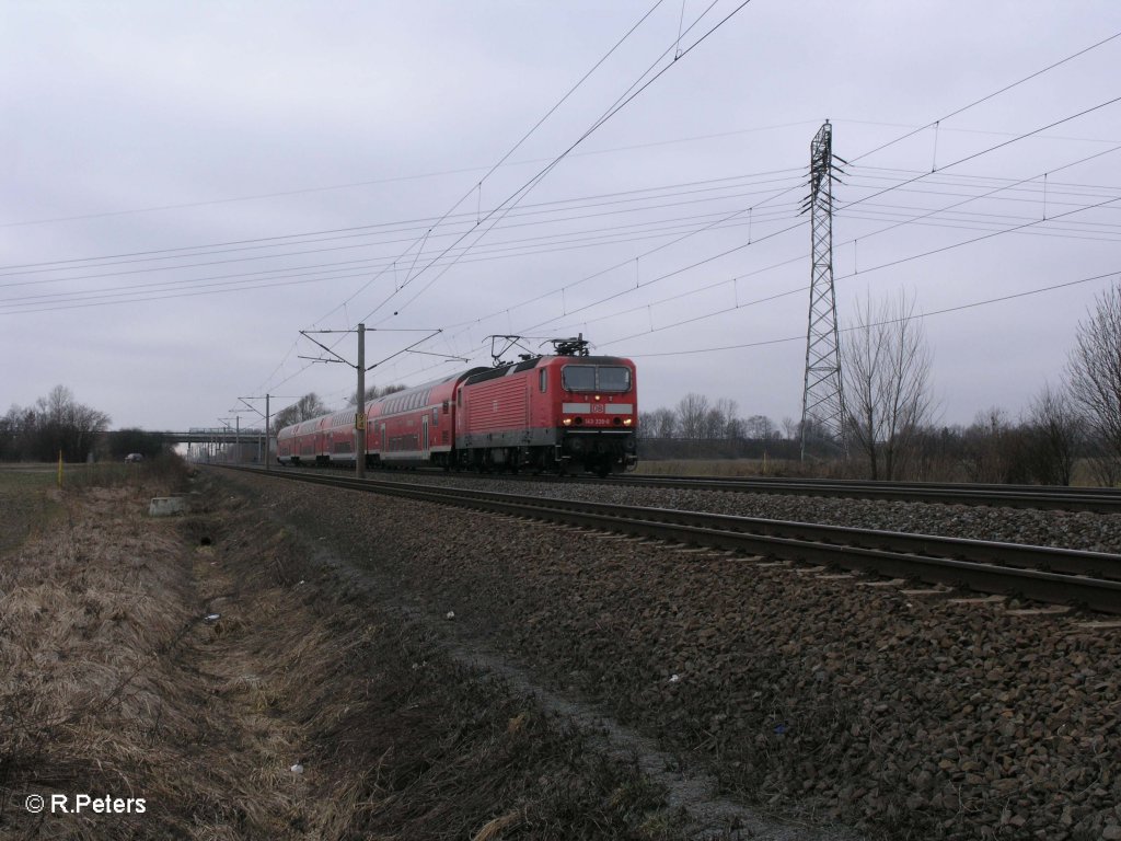 143 339-0 als RE nach Meien bei Borsdorf. 05.03.11