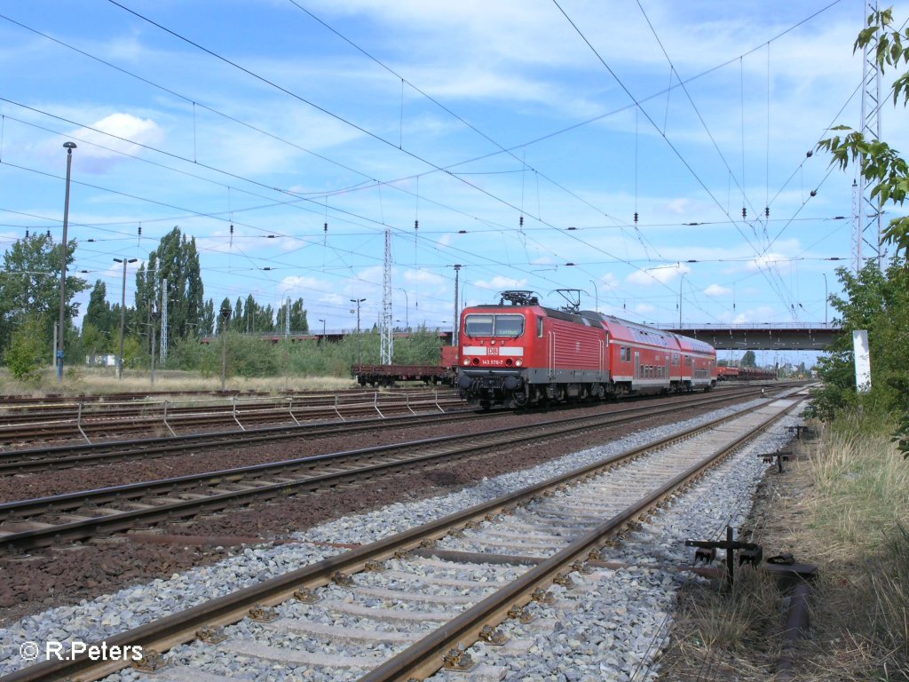 143 576-7 verlsst Eisenhttenstadt mit den RB11 Cottbus. 13.08.08