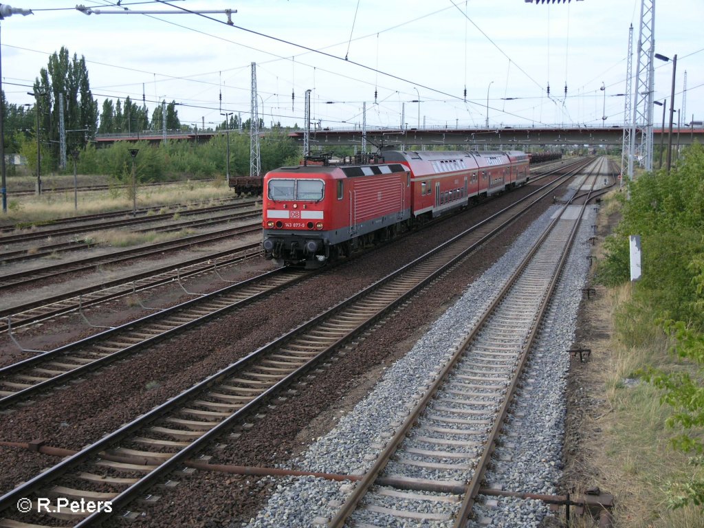 143 877-9 durchfhrt Eisenhttenstadt mit ein RB11 Cottbus. 14.08.08