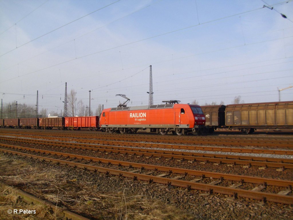 145 058-4 rollt solo durch Leipzig Schnefeld. 12.03.11