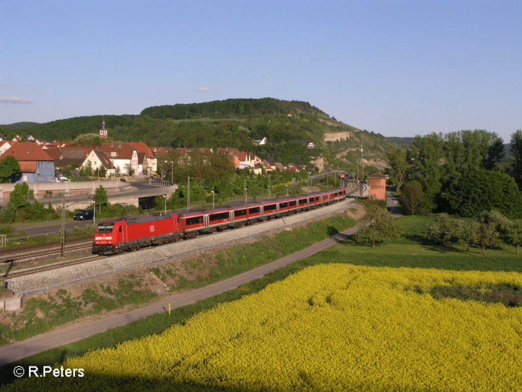 146 240-7 durchfhrt Retzbach-Zellingen mit einem RE Wrzburg. 10.05.08