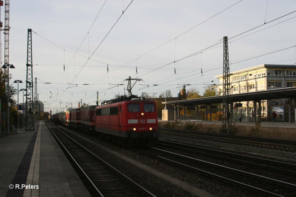 151 081-7 mit Arcese am Heimeranplatz. 04.11.10