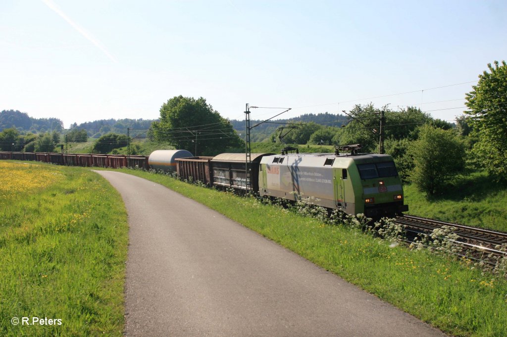 152 005-5 mit Claas Werbung beo Plling. 13.05.11