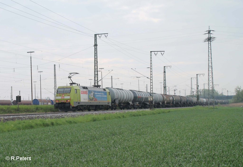 152 005-5 mit Kesselzug bei Regensburg Ost. 09.05.13
