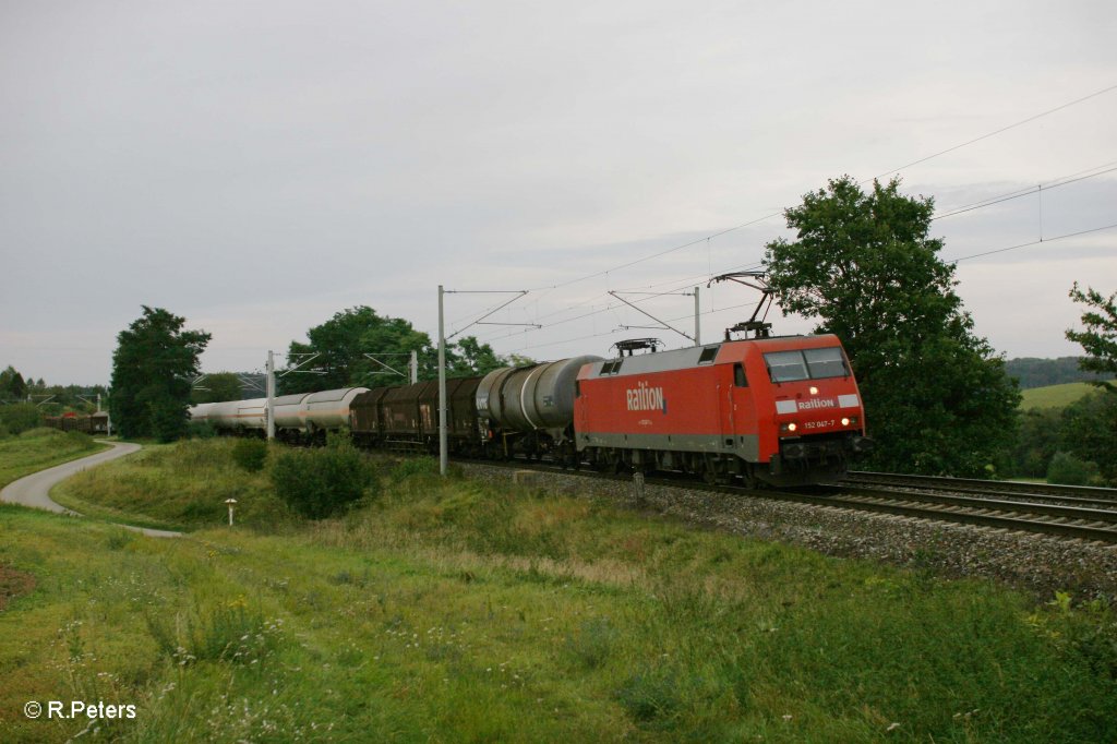 152 047-7 mit gemischten Gterzug bei Ellingen. 16.09.11