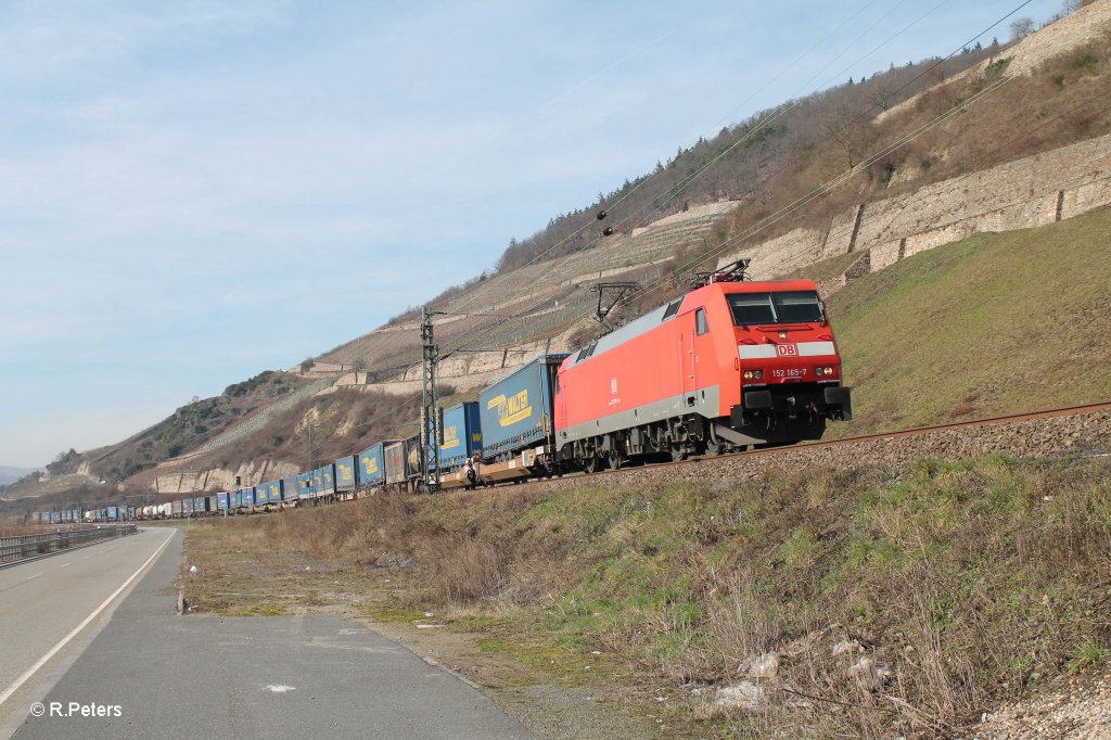 152 165-7 mit LKW-Walter bei der Blockstelle Bodental. 06.03.13