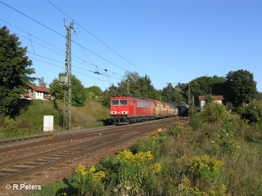 155 113-4 erreicht Undorf mit ein BMW-Autozug. 09.09.08