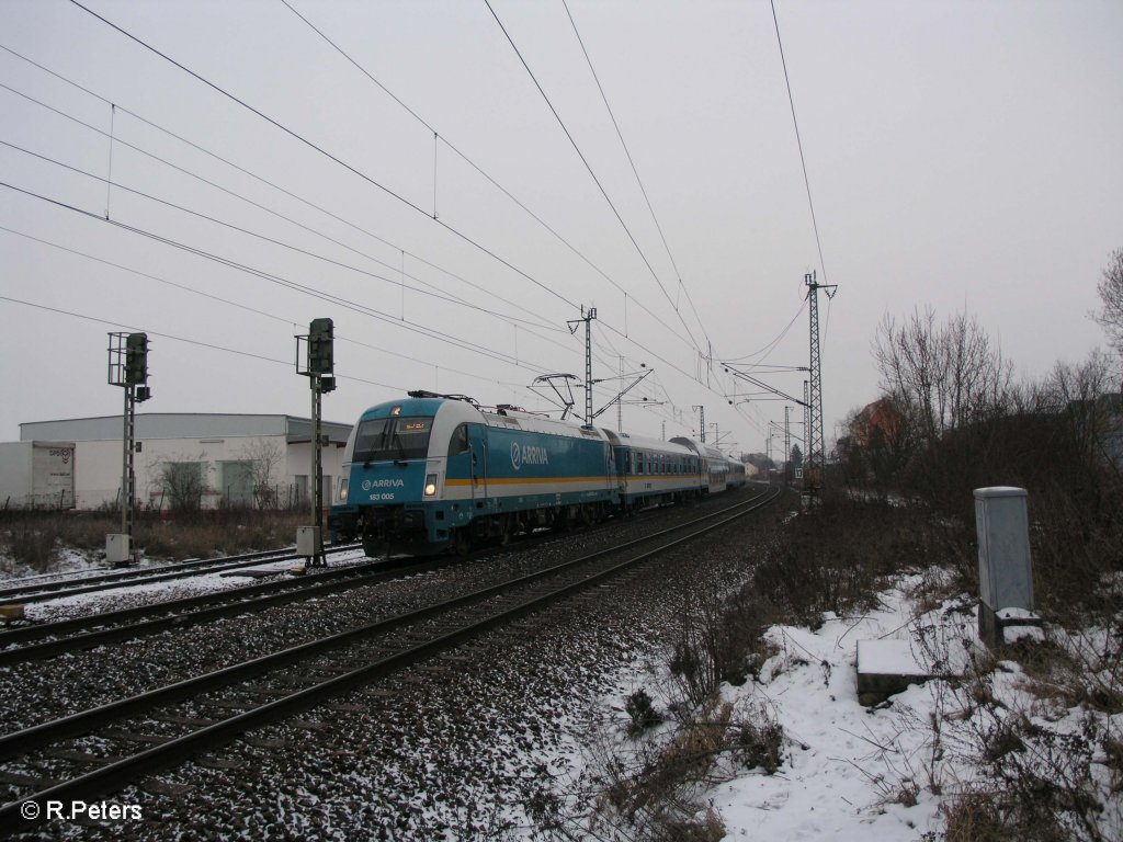 183 005 durchfhrt Obertraubling mit den ALX87006 nach Hof. 09.01.10
