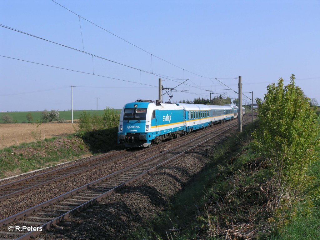 183 005 mit den ALX84112 Mnchen – Regensburg bei Altegolsheim. 21.04.11
