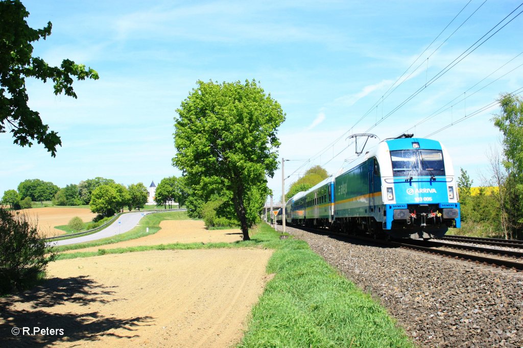 183 005 mit ALX84113 Regensburg - Mnchen bei Hhenberg. 07.05.11