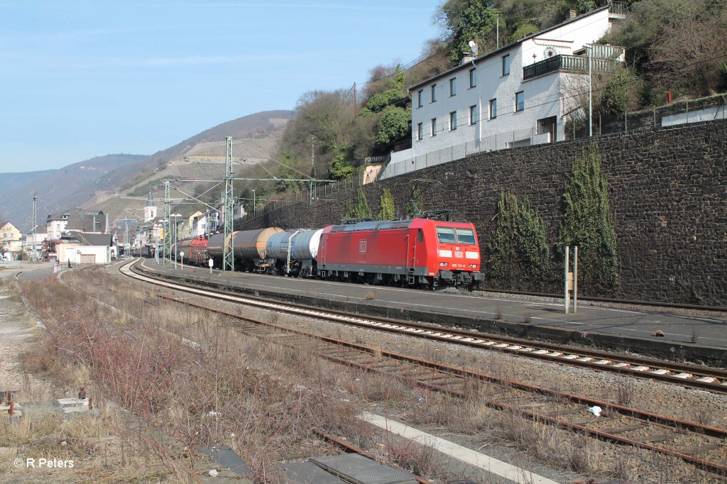 185 113-8 mit gemischten Gterzug in Assmannshausen. 06.03.13