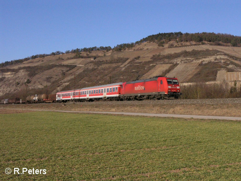 185 200-3 zieht ein Gex bei Thngersheim. 16.02.08