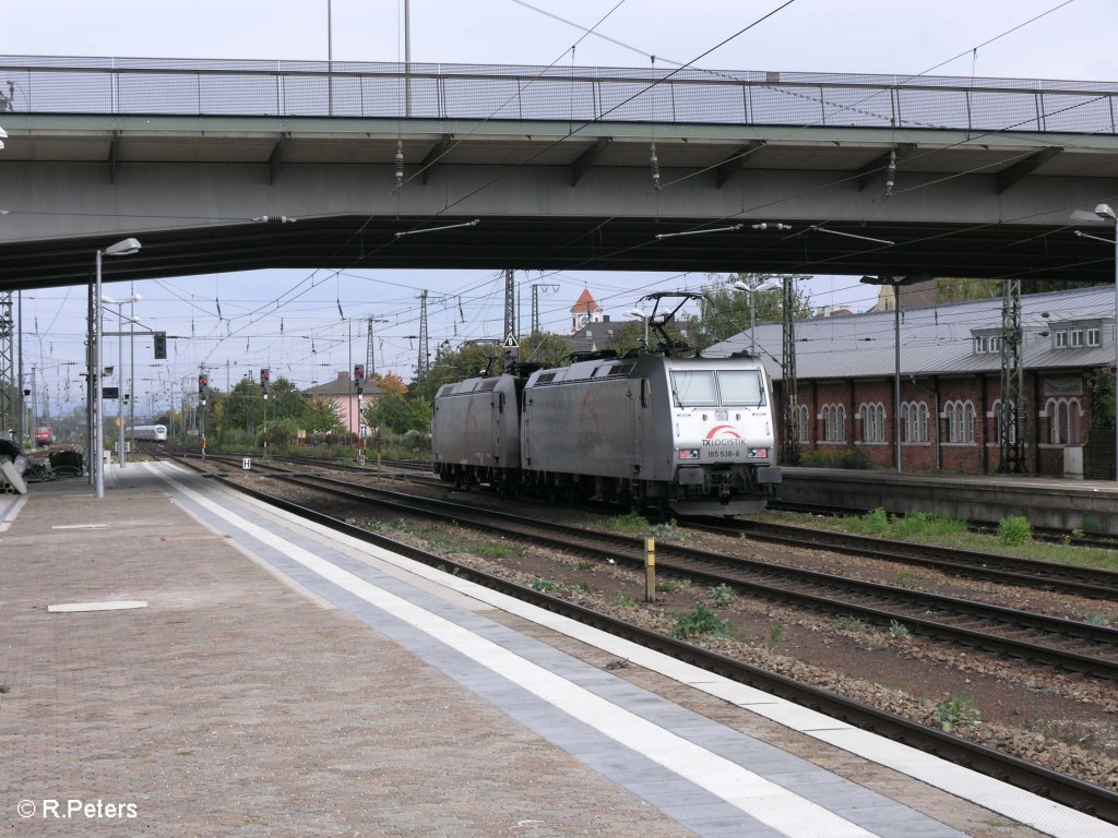 185 538-6 +539 warten in Regensburg HBF auf die weiterfahrt. 05.10.09