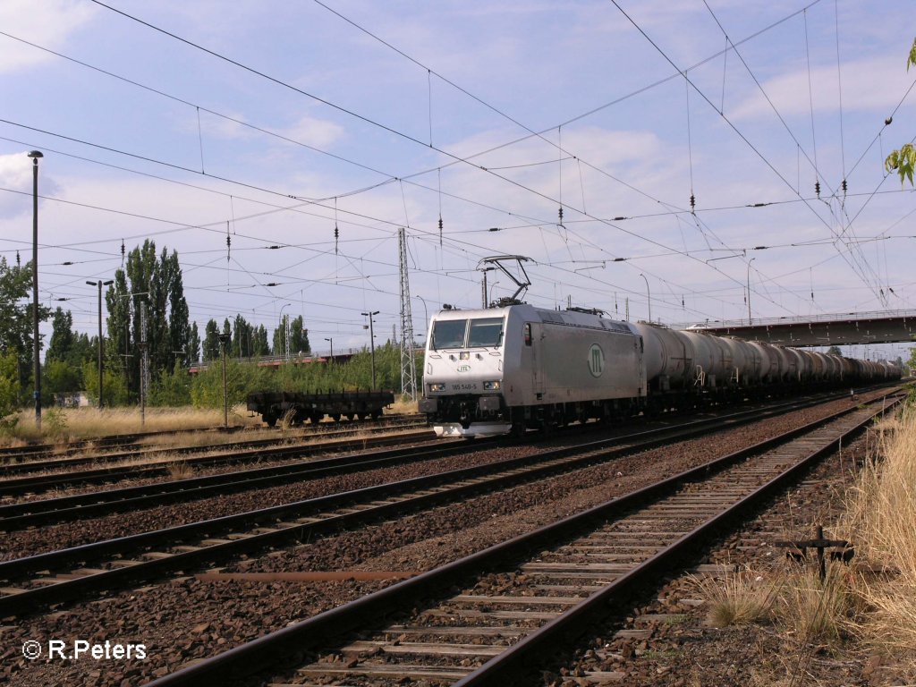 185 548-5 durchfhrt Eisenhttenstadt mit ein Kesselzug. 11.07.08