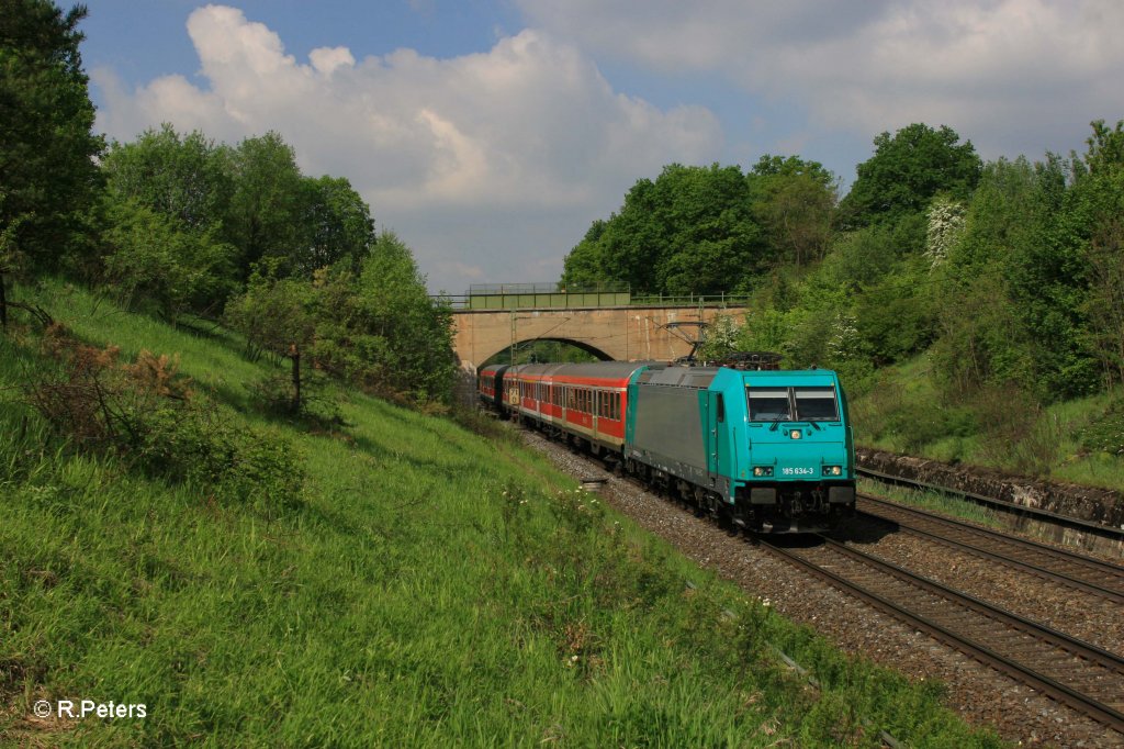 185 634-3 als S3 39325 nach neumarkt(Oberpfalz) hinter Hostbauer-Heng. 13.05.11