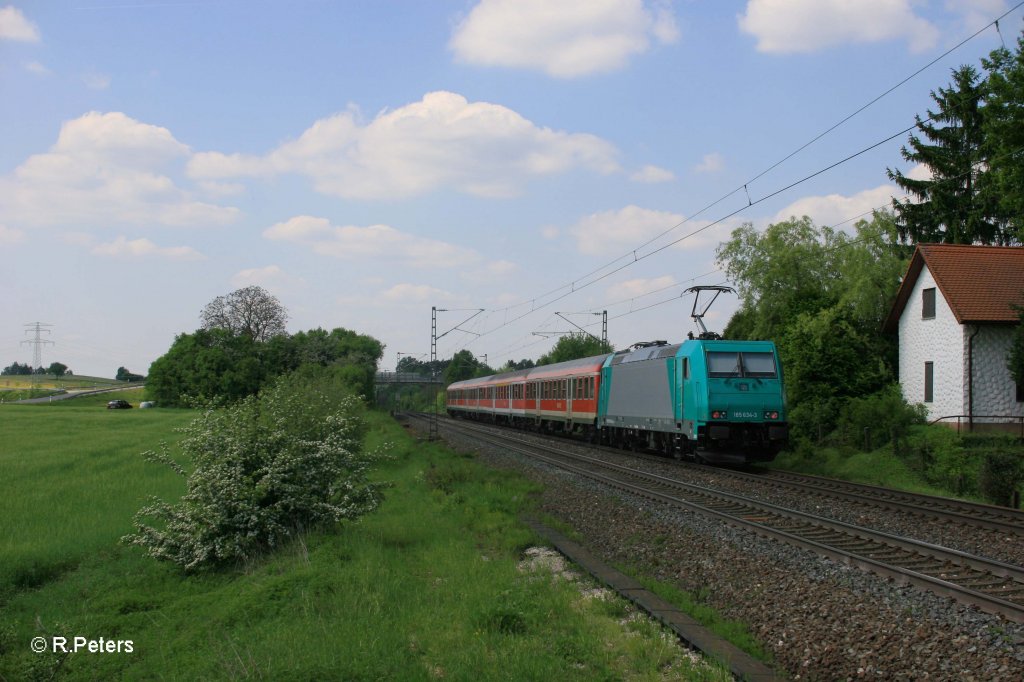 185 634-3 schiebt S3 39348 nach Nrnberg bei Postbauer-Heng. 13.05.11