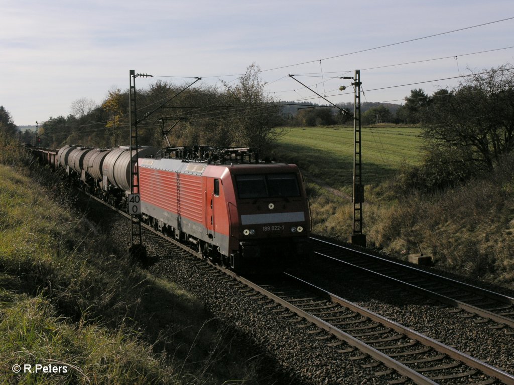 189 022-7 mit gemischten Gterzug bei darshofen. 29.10.10