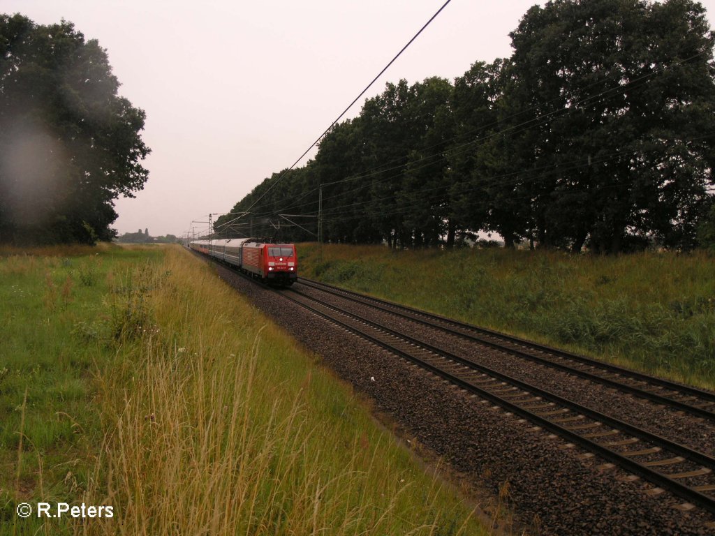 189 041-7 zieht bei Jacobsdorf den D247 Moskva-Express. 13.07.08
